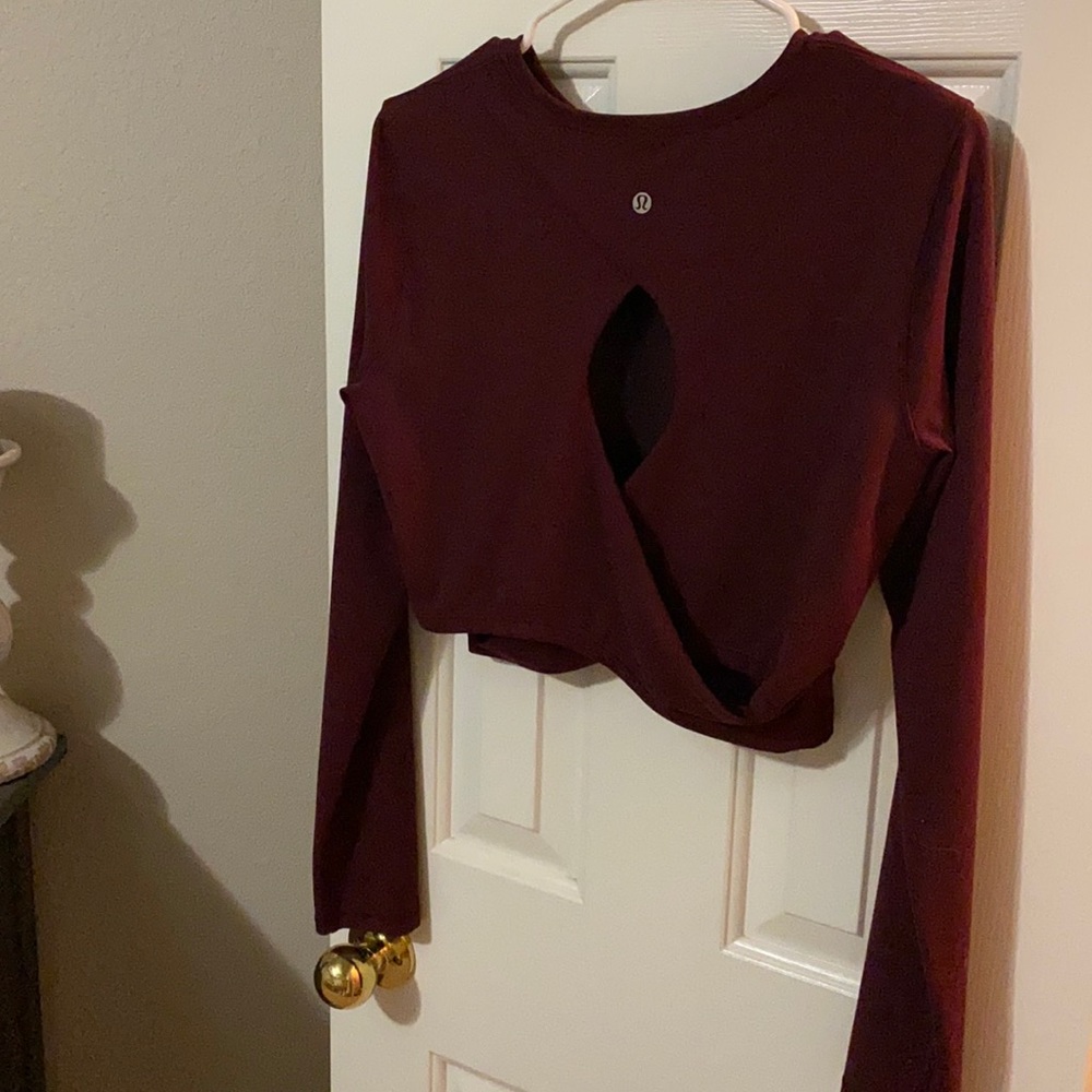 Lululemon Cropped Long Sleeve Shirt